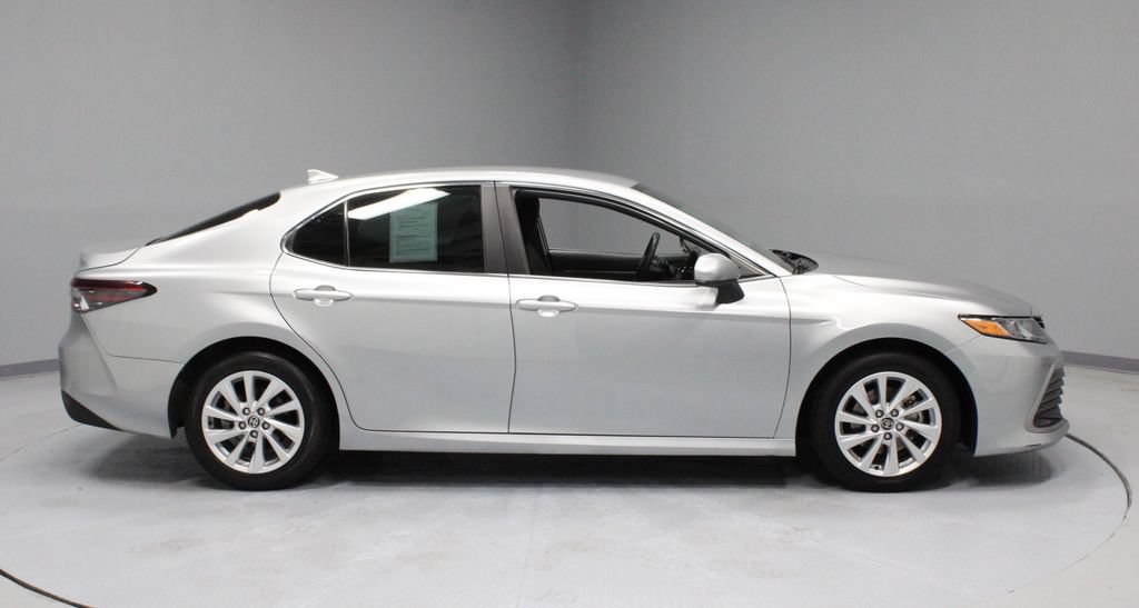 Used 2024 Toyota Camry LE FWD image 11