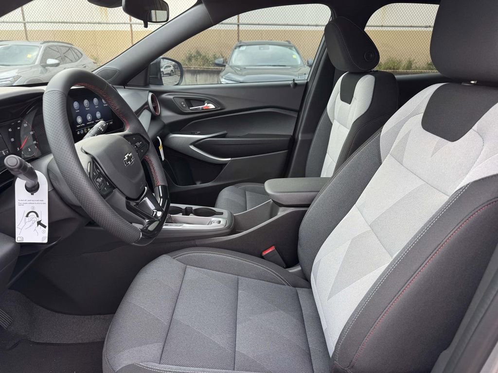 New 2026 Chevrolet Trax RS w/ Sunroof Package image 15