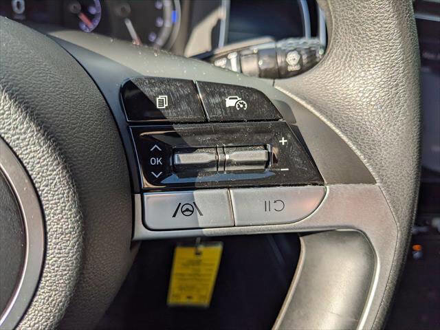 Used 2024 Hyundai Santa Cruz SE image 27