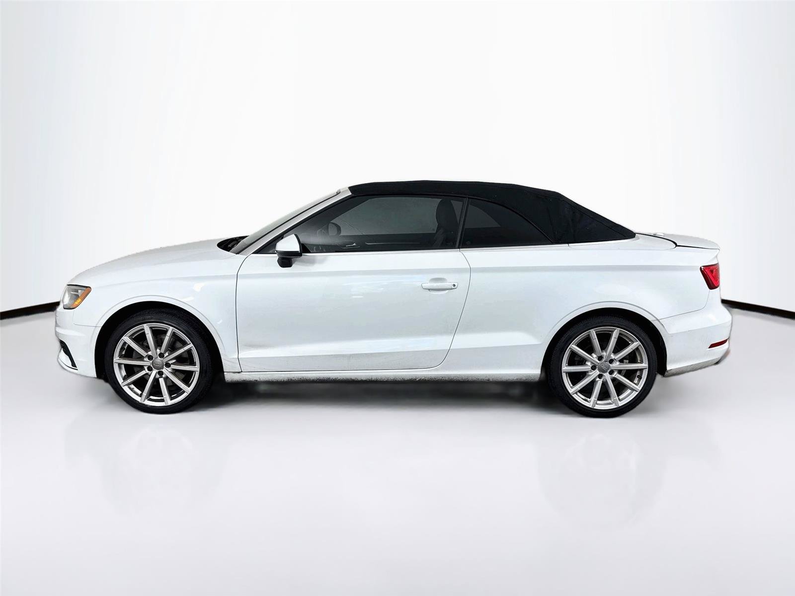 Used 2016 Audi A3 2.0T Premium Plus w/ Premium Plus Package AWD/4WD image 6