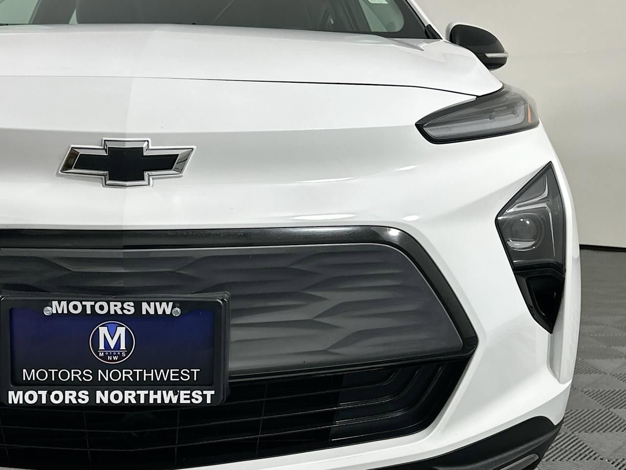Used 2023 Chevrolet Bolt EUV LT FWD image 4