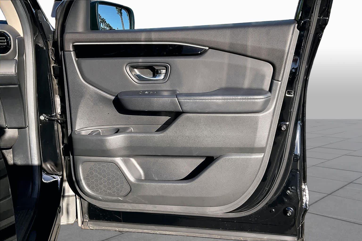 Used 2024 Honda Pilot Touring image 22