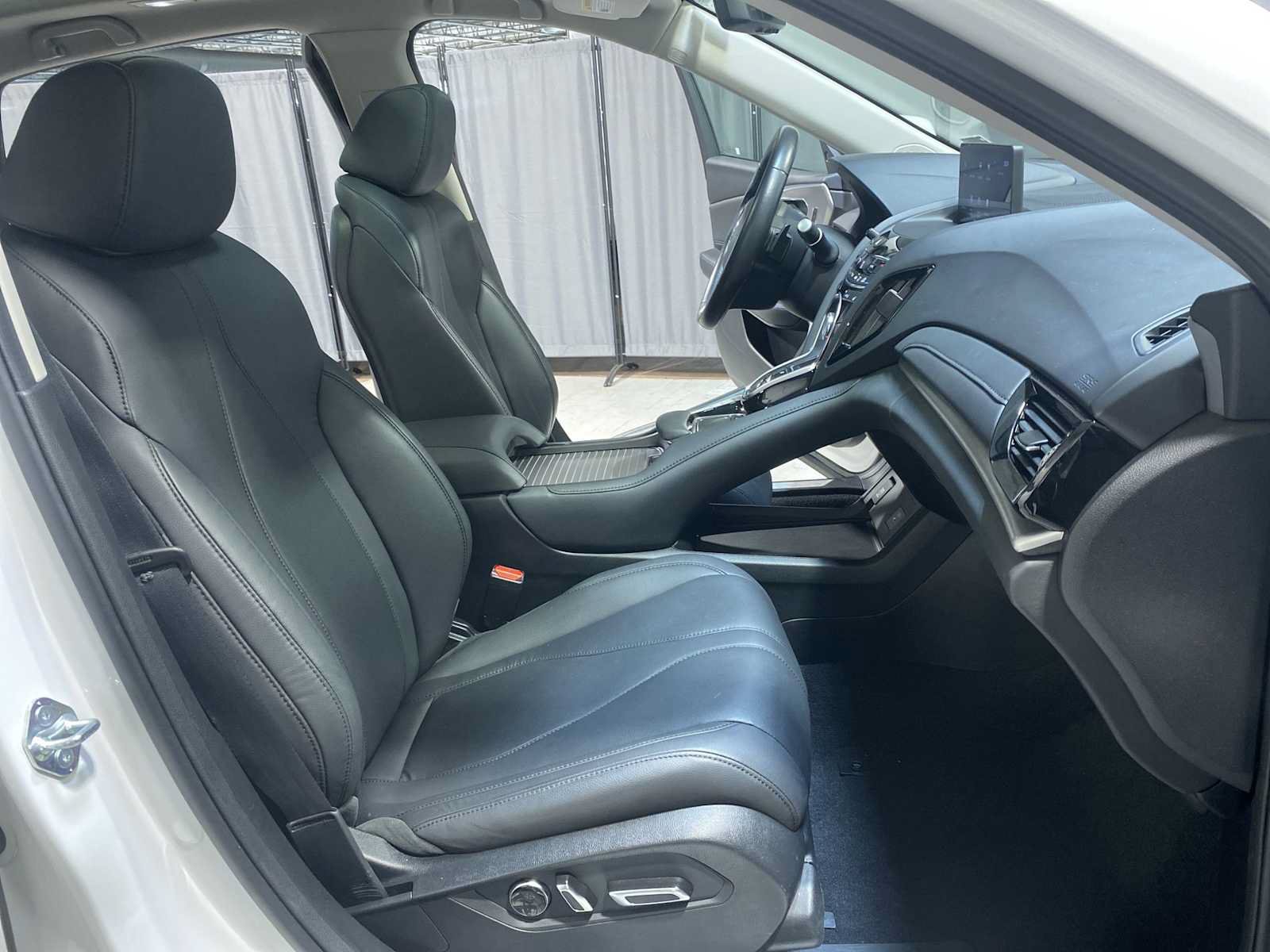 Used 2023 Acura RDX AWD image 14