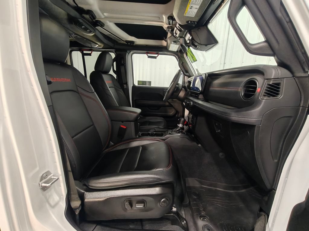 Used 2026 Jeep Wrangler Unlimited Rubicon AWD/4WD image 24