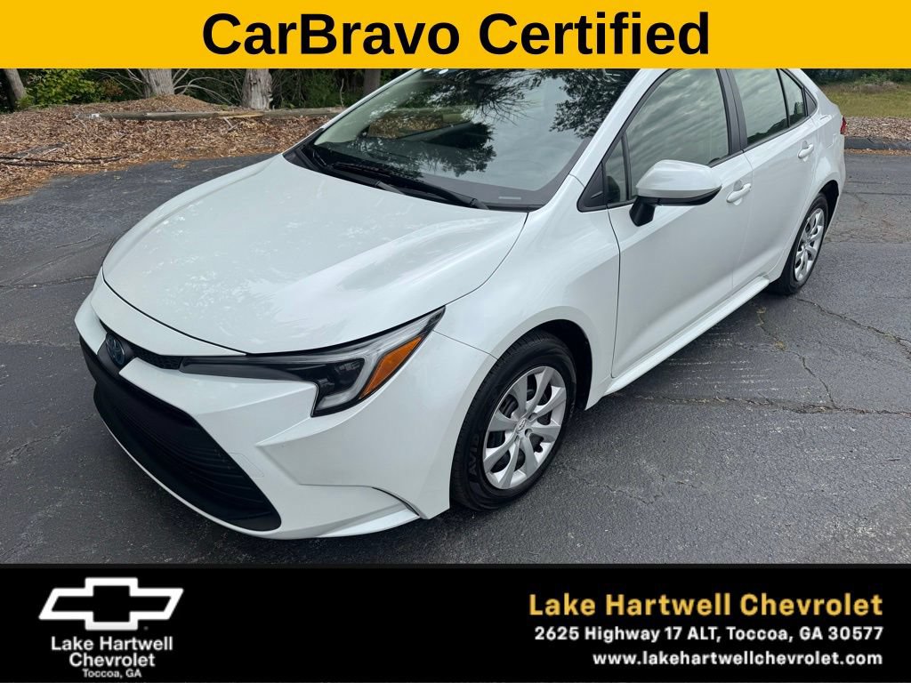 Used 2024 Toyota Corolla LE FWD image 1