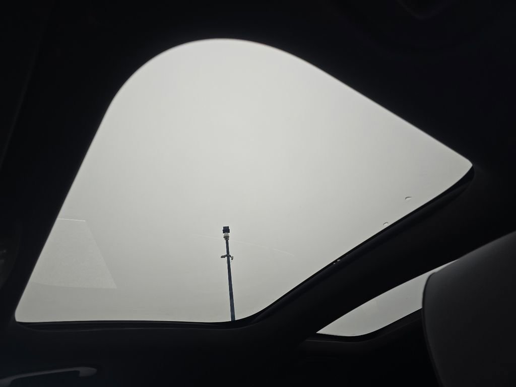 New 2026 Mercedes-Benz GLB 250 4MATIC image 3