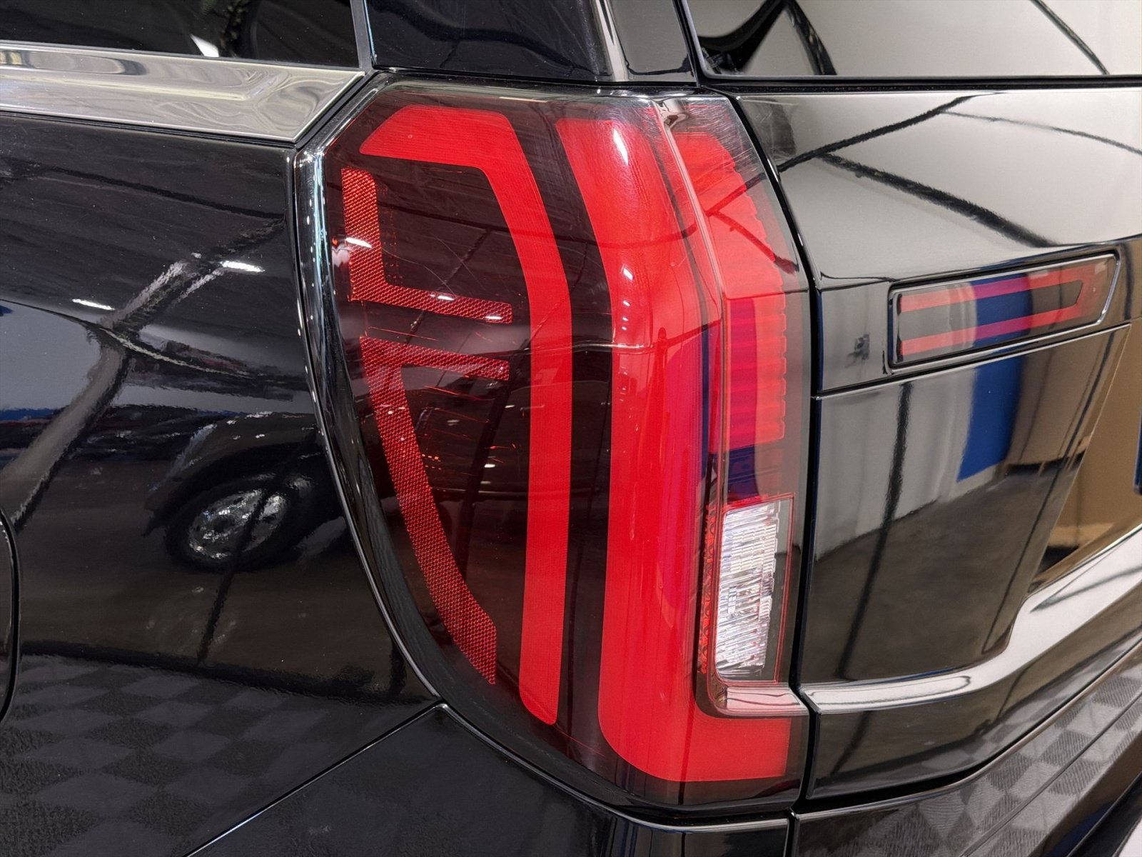 Used 2025 Ford Expedition Platinum AWD/4WD image 15