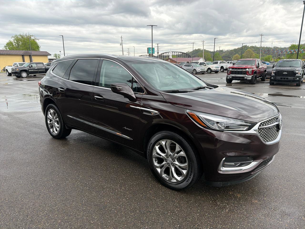 Used 2020 Buick Enclave Avenir w/ Avenir Technology Package AWD/4WD image 3