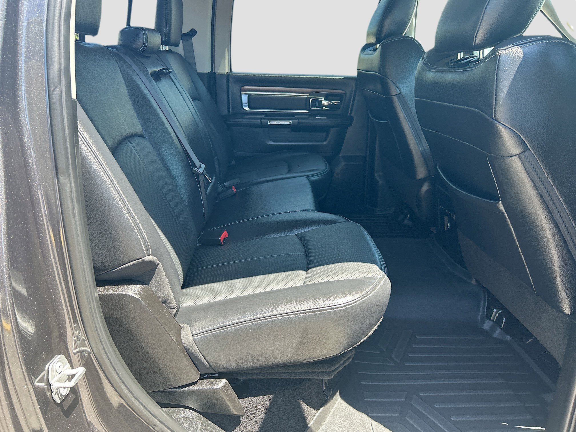 Used 2018 RAM 3500 Laramie AWD/4WD image 30