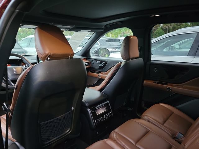 Certified 2021 Lincoln Aviator Reserve w/ Elements Package Plus RWD image 12
