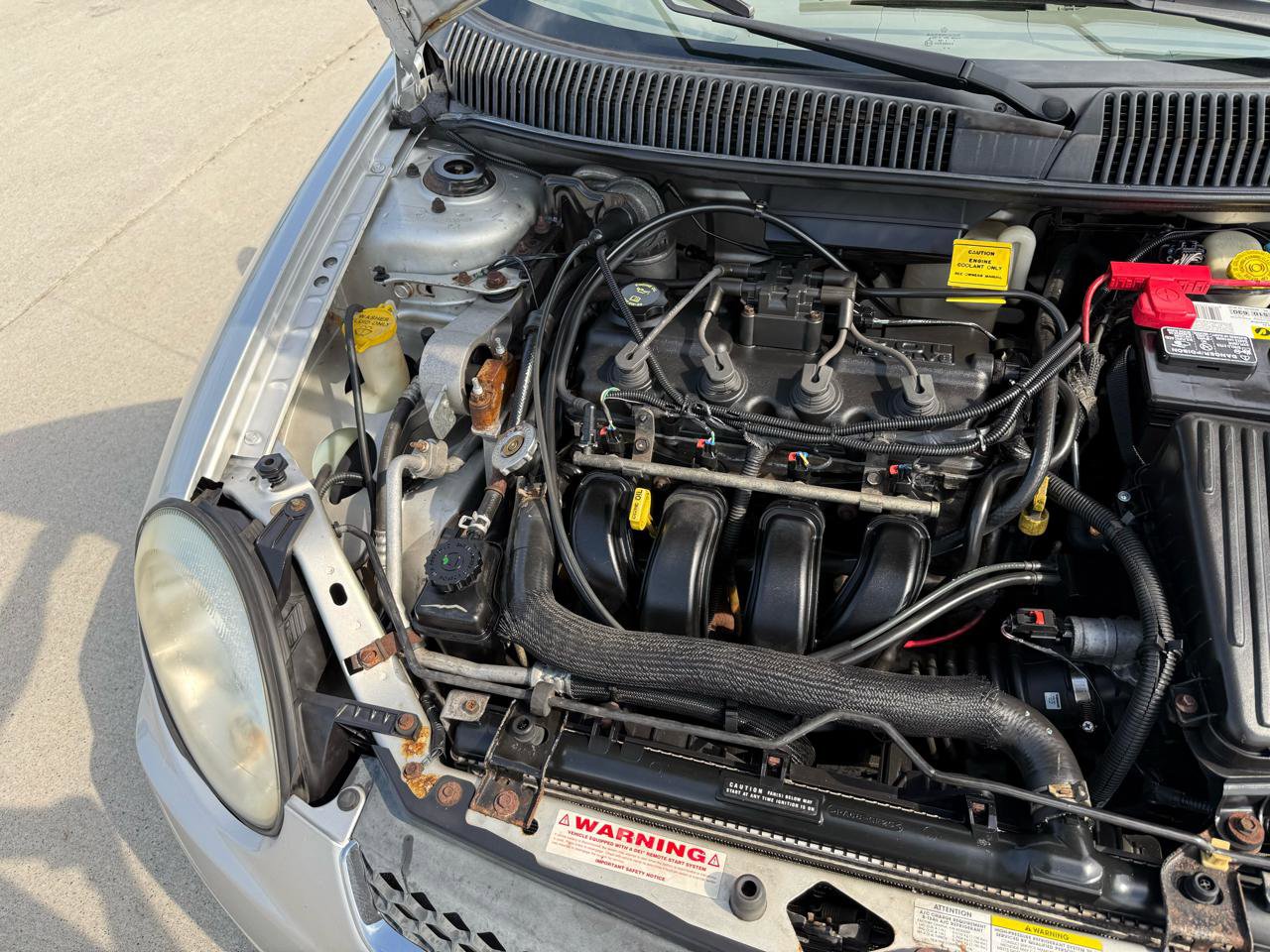 Used 2005 Dodge Neon SXT image 31