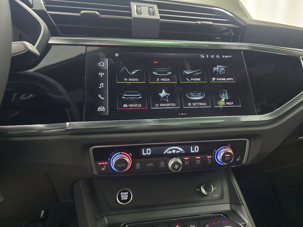 New 2025 Audi Q3 2.0T Premium image 15