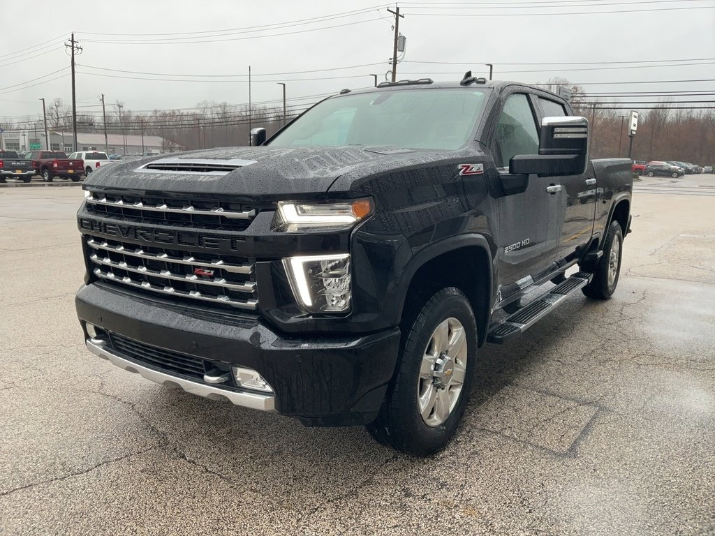 Used 2022 Chevrolet Silverado 2500 LTZ w/ Z71 Chrome Sport Edition image 3