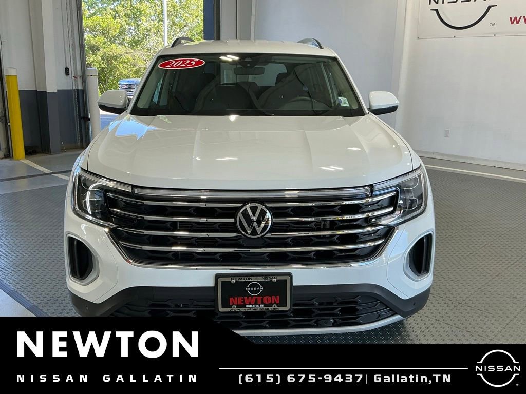 Used 2025 Volkswagen Atlas SE FWD image 25