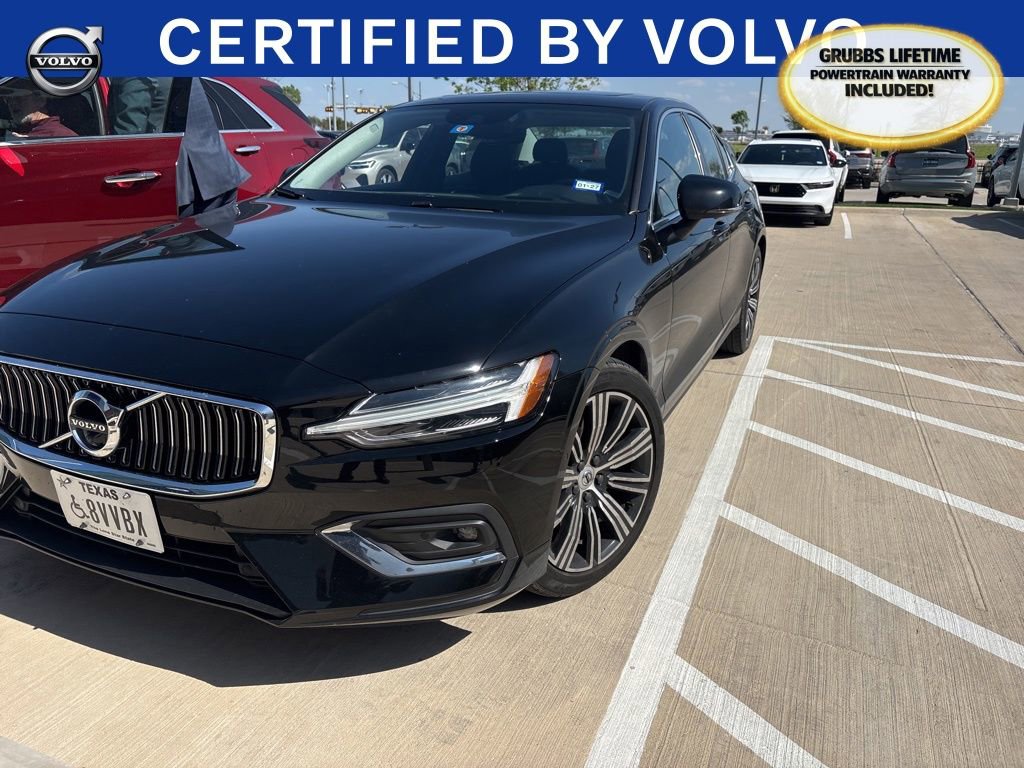 Used 2022 Volvo S60 B5 Inscription video 1