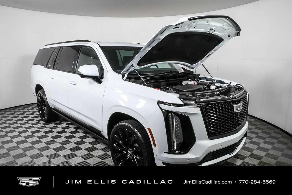 Used 2026 Cadillac Escalade ESV Platinum Sport w/ LPO, ONYX Package AWD/4WD image 36