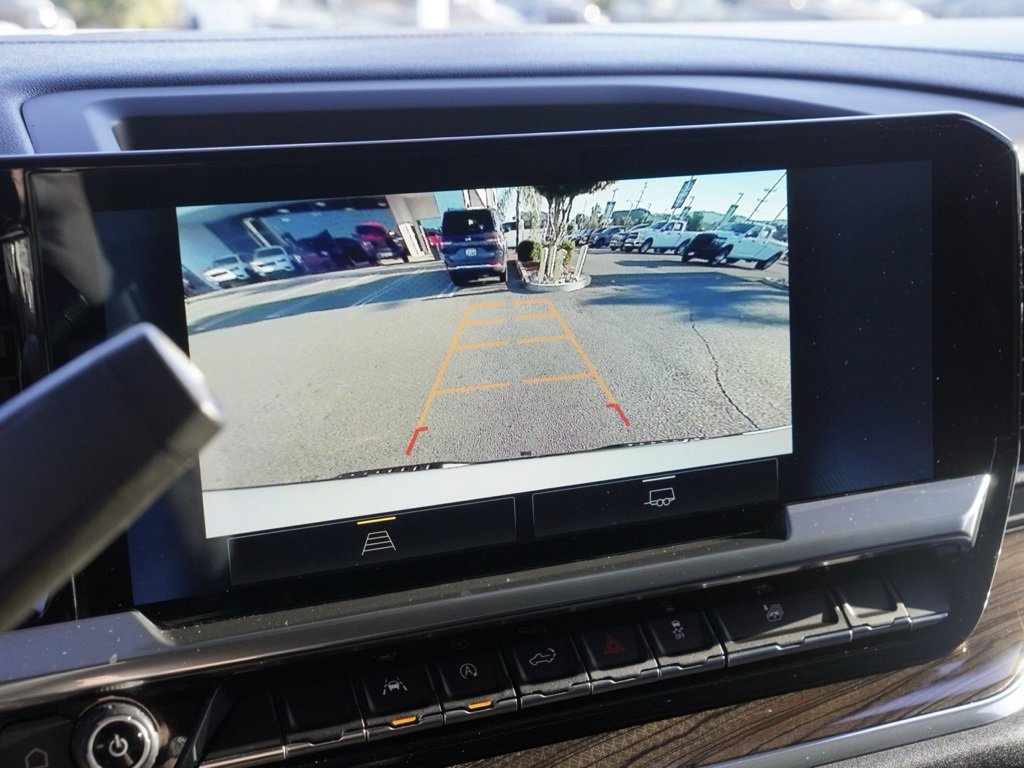 Used 2024 Chevrolet Silverado 1500 LT image 15