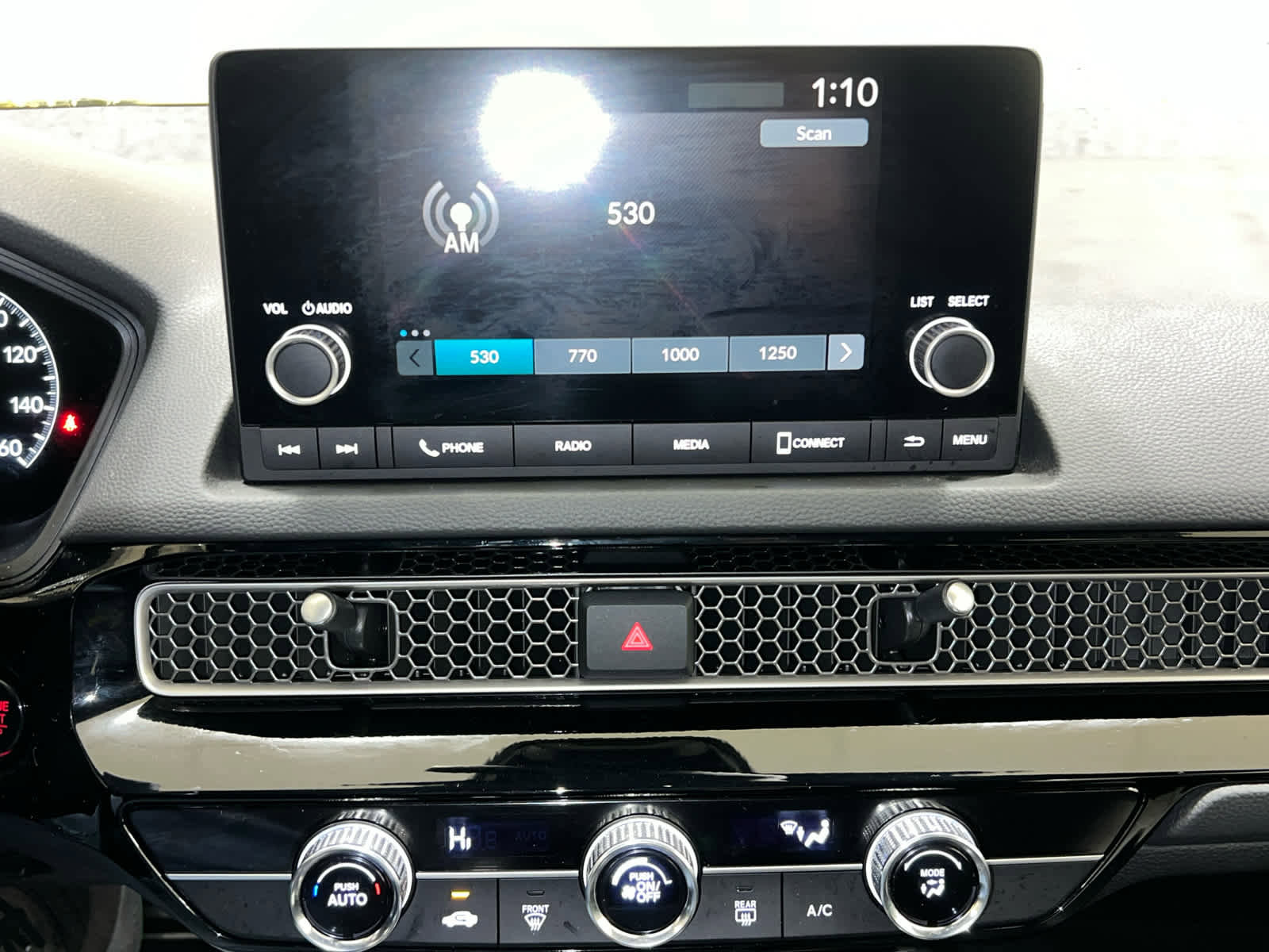 Used 2023 Honda Civic Sport image 25