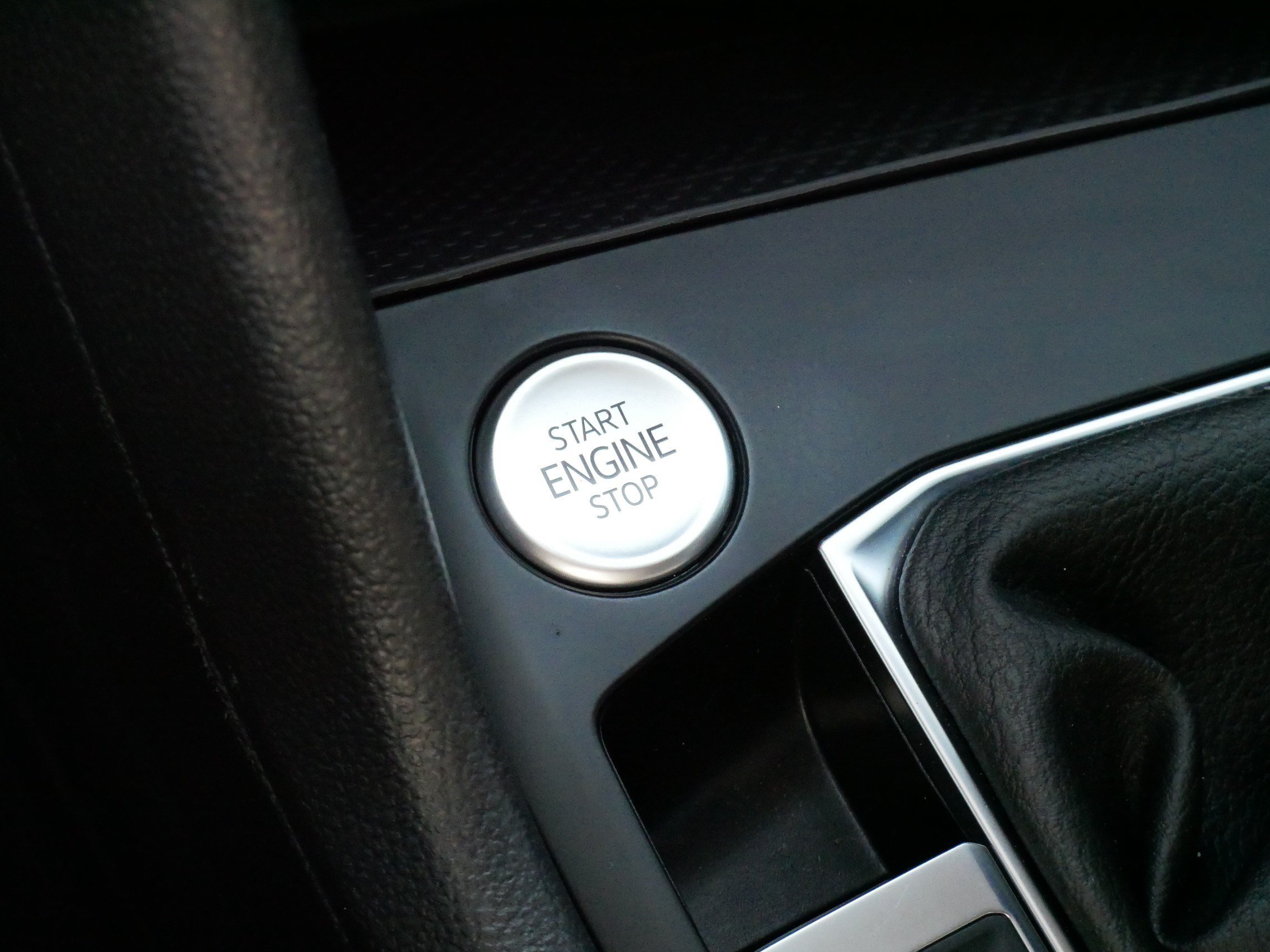 Certified 2022 Volkswagen Taos SE AWD/4WD image 28