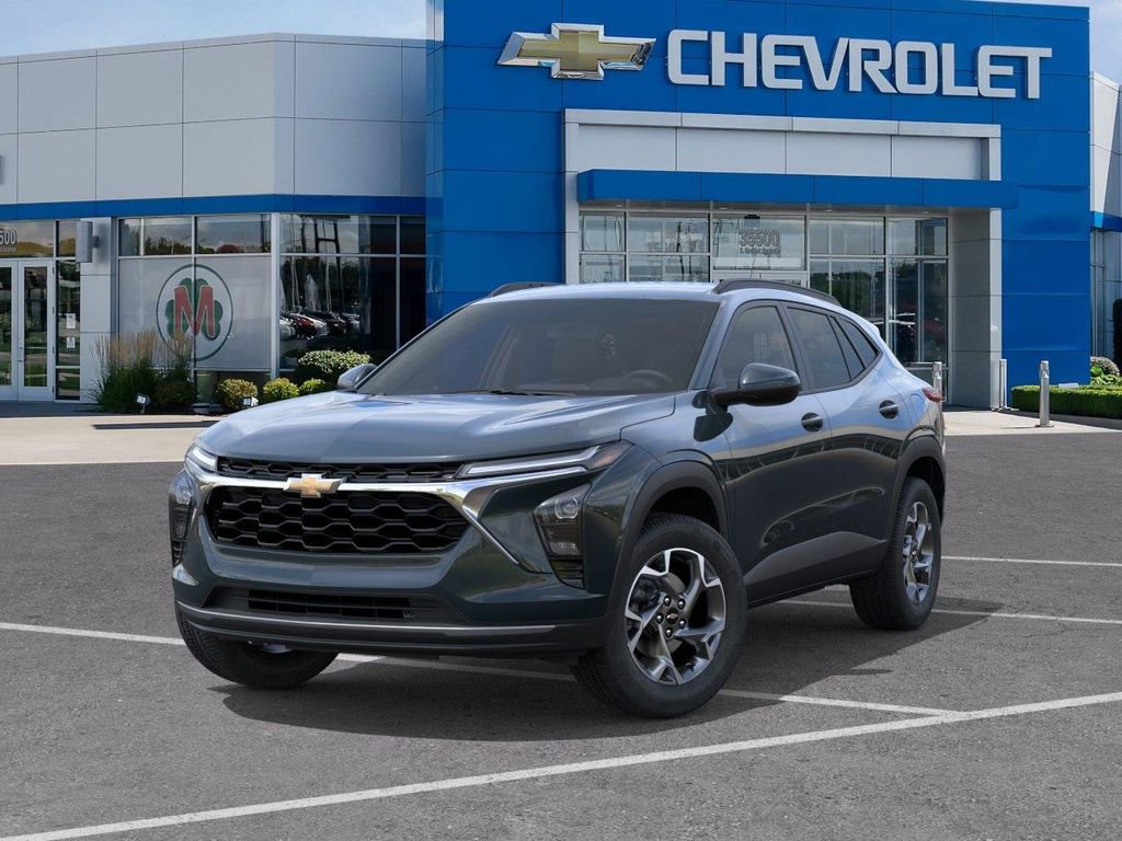 New 2026 Chevrolet Trax LT w/ Driver Confidence Package FWD image 6