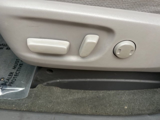 Used 2015 Toyota Sienna LE image 13