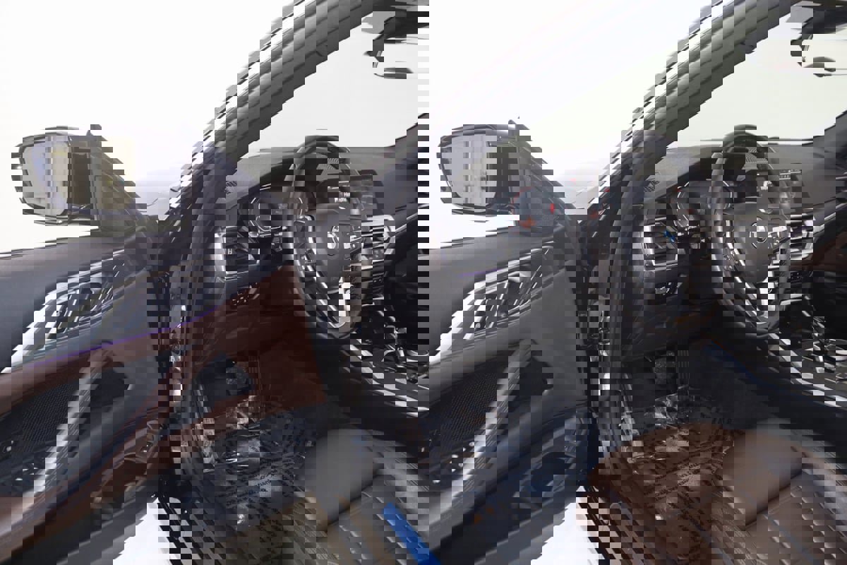 Used 2021 BMW 430i Convertible w/ Convenience Package image 60