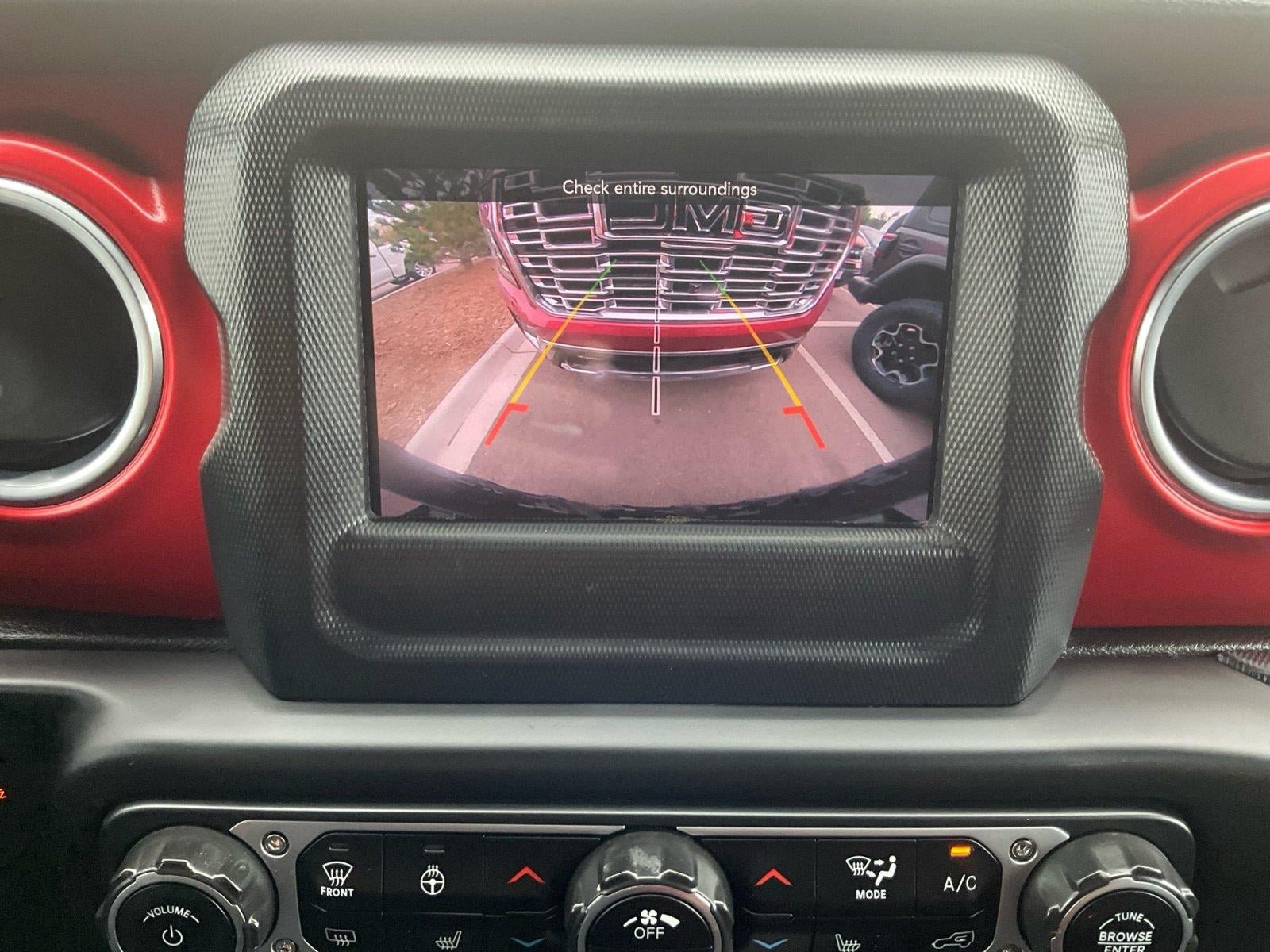 Used 2018 Jeep Wrangler Unlimited Rubicon w/ LED Lighting Group AWD/4WD image 16