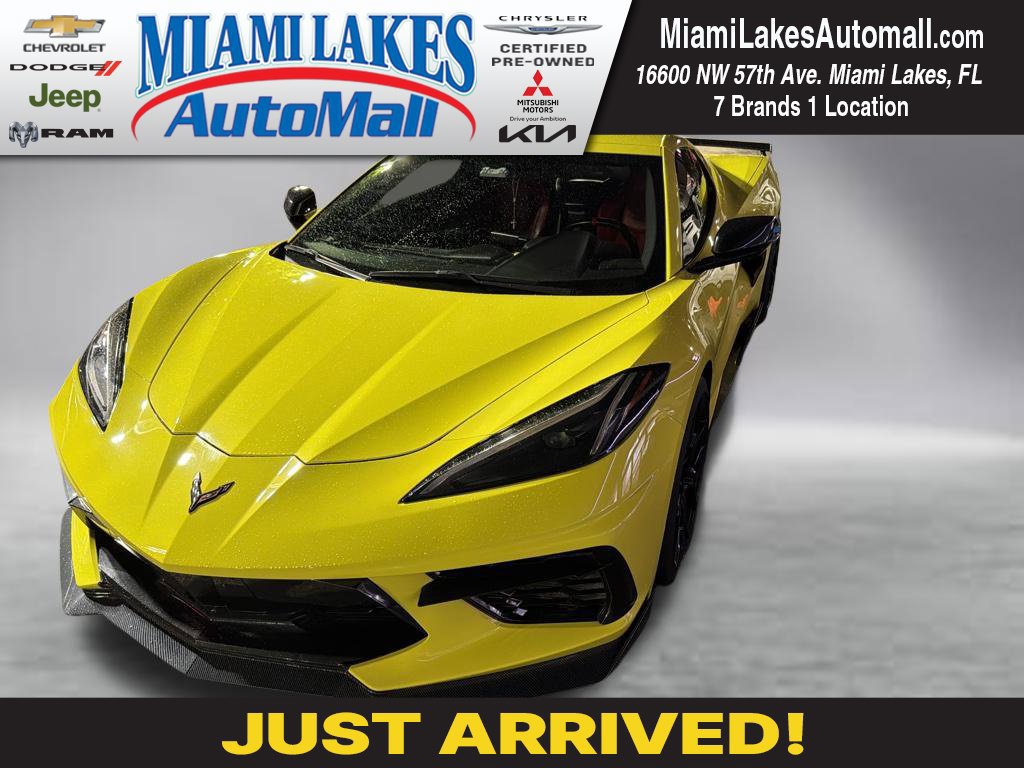 Used 2021 Chevrolet Corvette Stingray Coupe w/ Z51 Performance Package RWD image 1