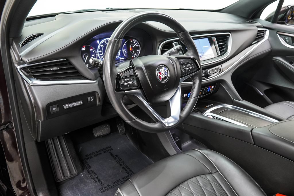 Used 2023 Buick Enclave Avenir w/ Avenir Technology Package AWD/4WD image 22