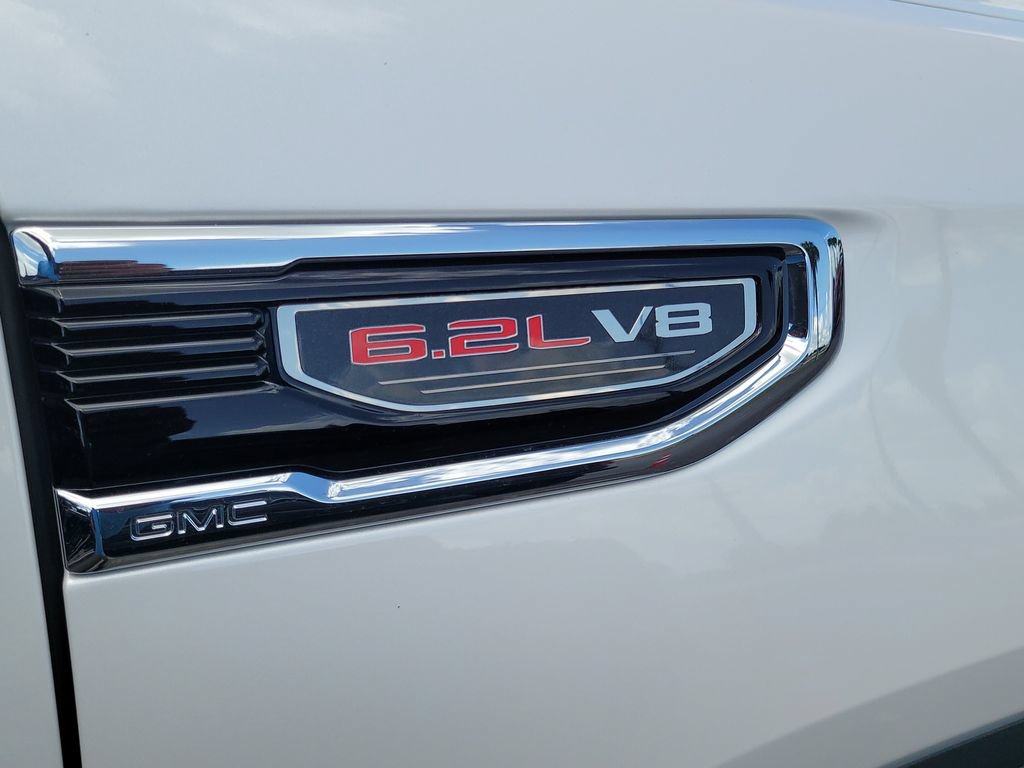 Used 2023 GMC Sierra 1500 Denali w/ Technology Package AWD/4WD image 6