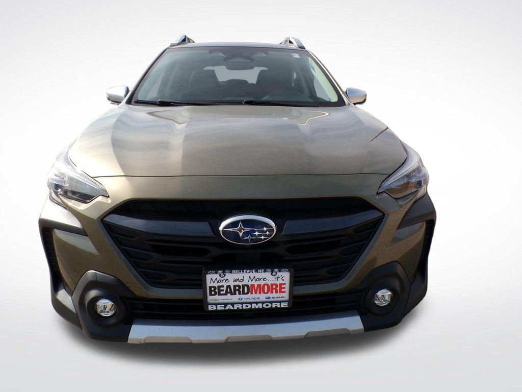 Used 2023 Subaru Outback Touring AWD/4WD image 5