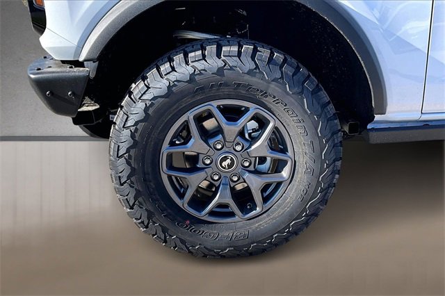 New 2025 Ford Bronco Badlands image 11