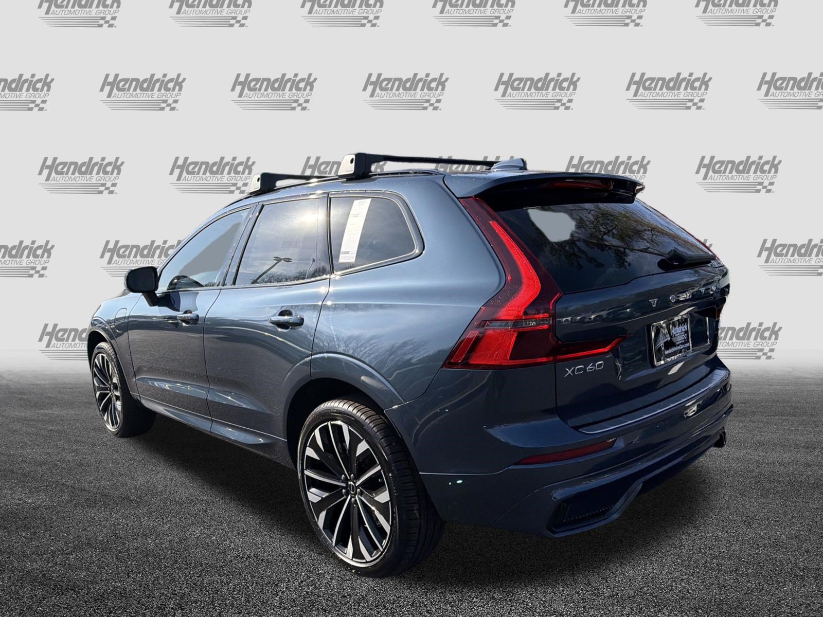 Used 2026 Volvo XC60 T8 Ultra w/ Protection Package Premier AWD/4WD image 7
