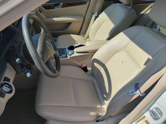Used 2011 Mercedes-Benz C 300 4MATIC Sedan image 14