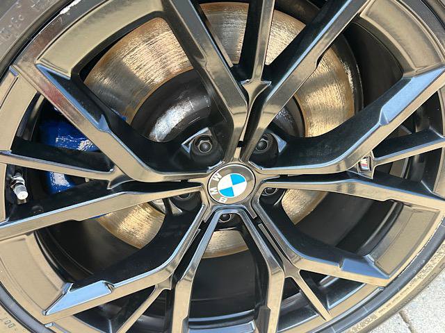 Used 2023 BMW M550i xDrive AWD/4WD image 34