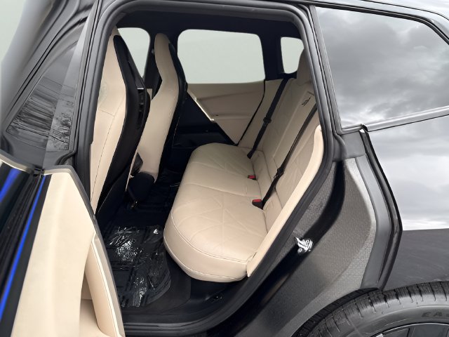 Certified 2024 BMW iX xDrive50 w/ Sport Package AWD/4WD image 22