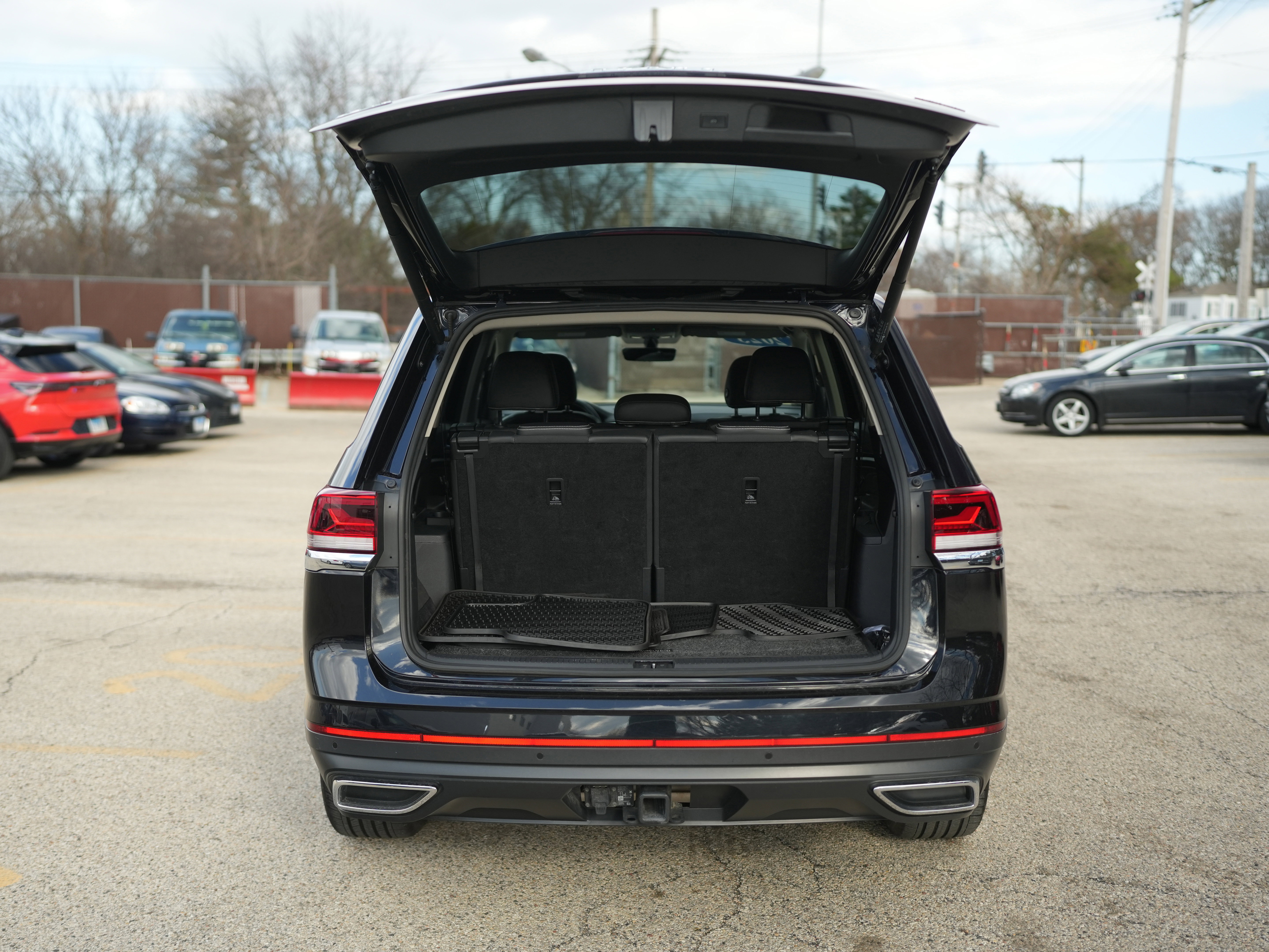 Certified 2023 Volkswagen Atlas SE w/ Panoramic Sunroof Package image 7