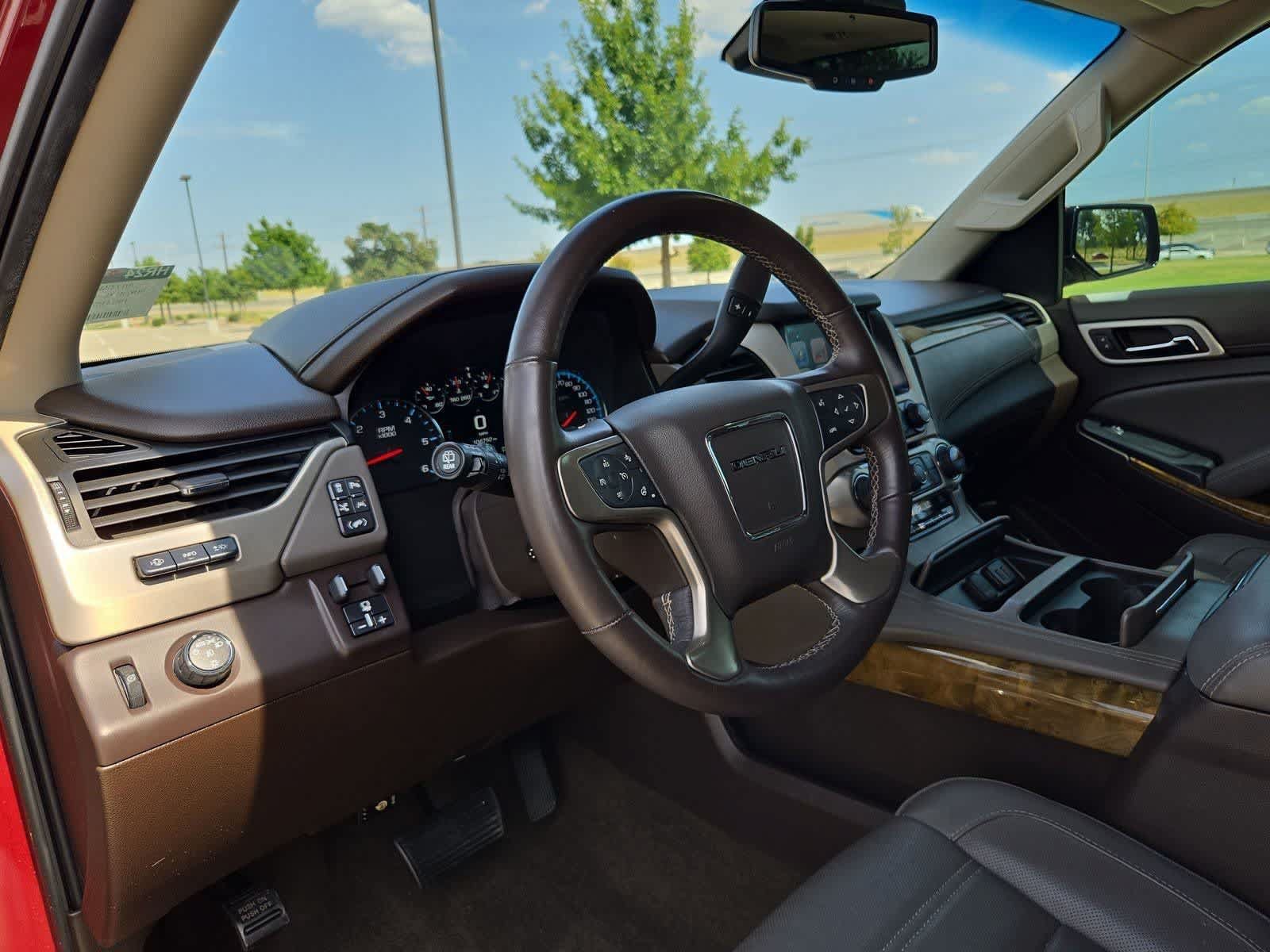 Used 2017 GMC Yukon XL Denali w/ Open Road Package RWD image 2