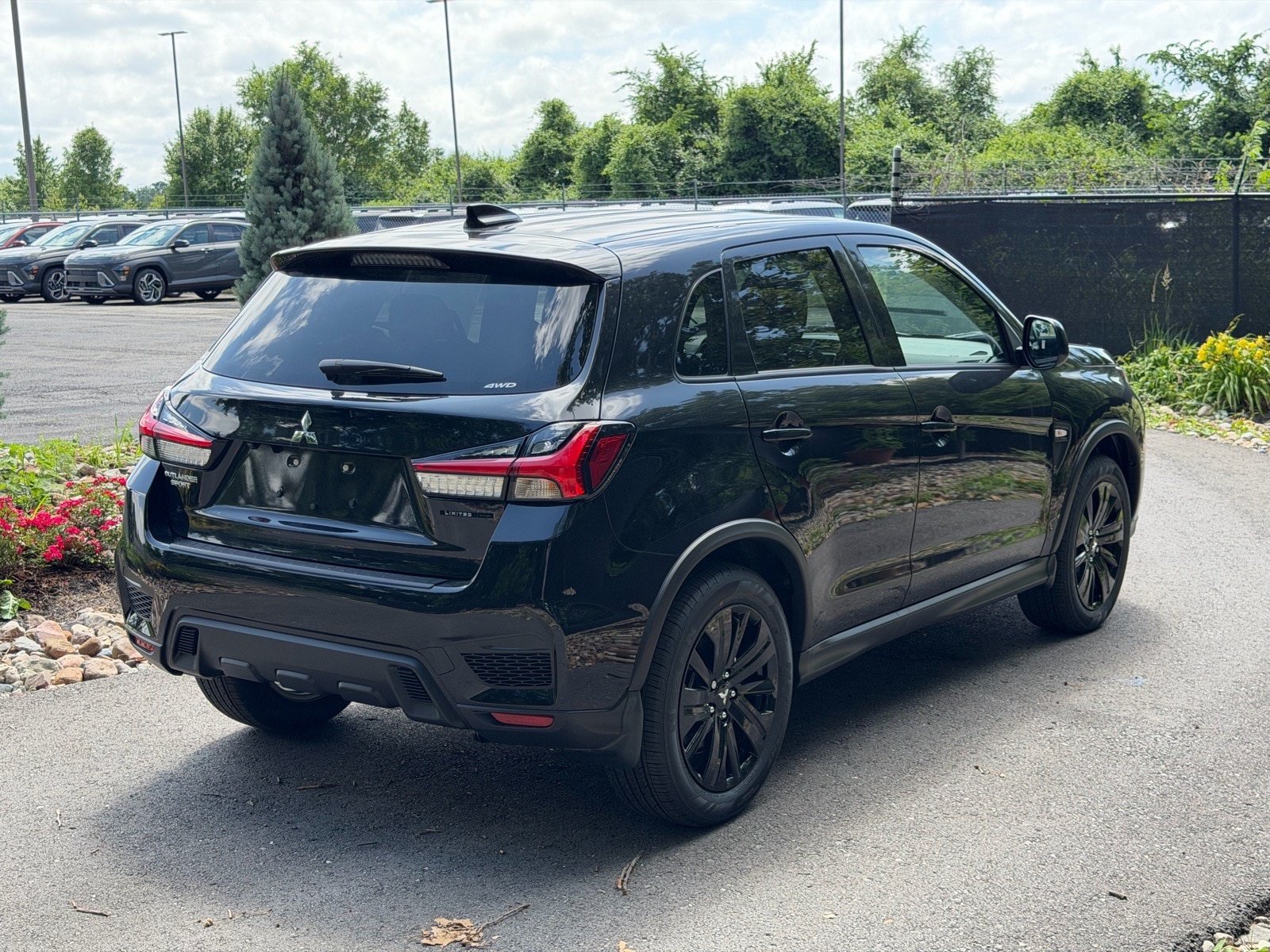 New 2026 Mitsubishi Outlander Sport LE AWD/4WD image 5