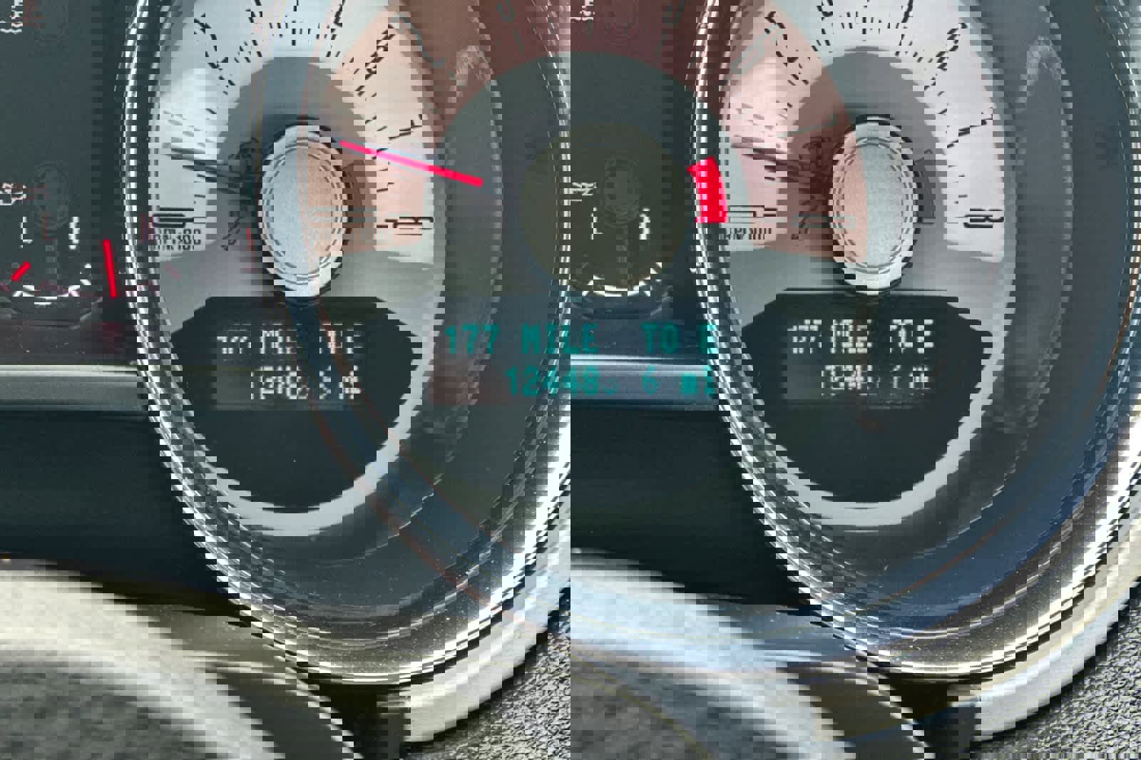 Used 2012 Ford Mustang Premium RWD image 22