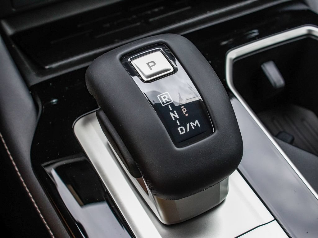 New 2026 Mitsubishi Outlander LE AWD/4WD image 24