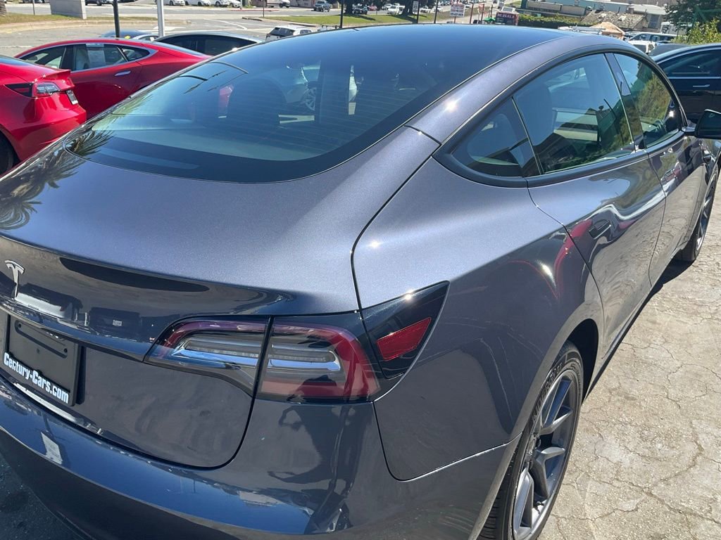 Used 2023 Tesla Model 3 Standard Range image 87