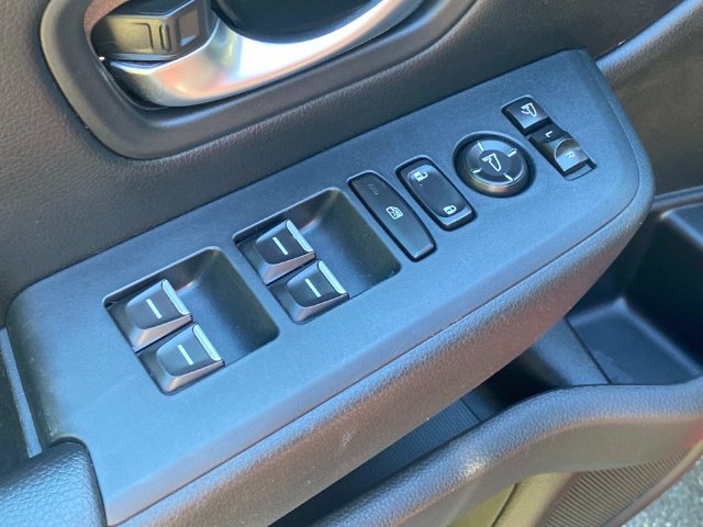 Used 2023 Honda Pilot Elite image 13