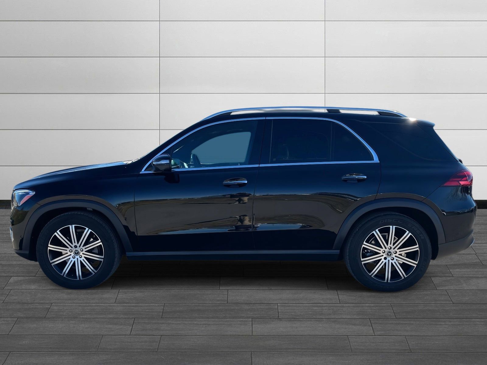 Used 2025 Mercedes-Benz GLE 350 4MATIC image 5