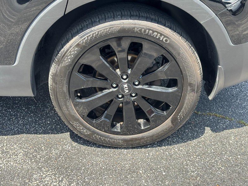 Used 2020 Kia Telluride S w/ S 8 Passenger Seating Package AWD/4WD image 9