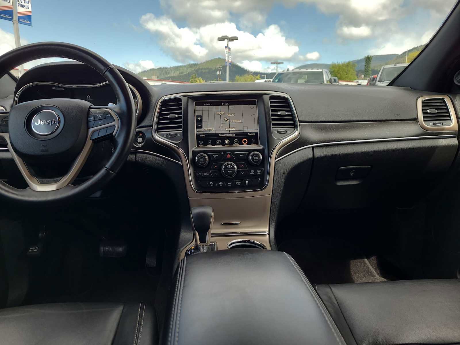 Used 2016 Jeep Grand Cherokee Limited image 18