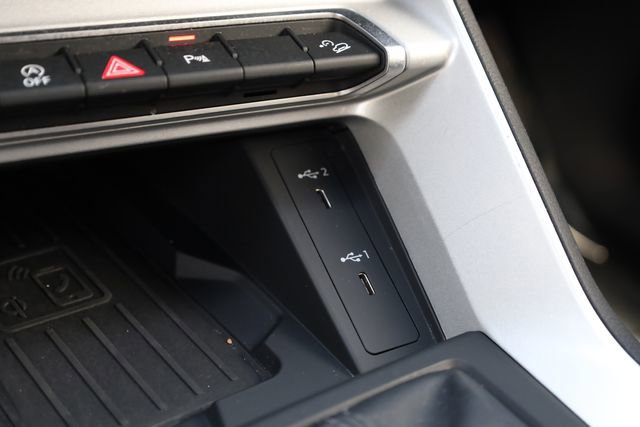 Used 2023 Audi Q3 2.0T Premium Plus w/ Premium Plus Package image 21