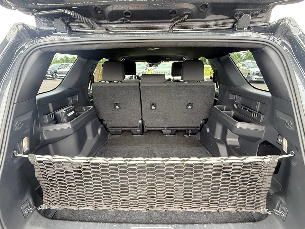 Used 2025 Toyota 4Runner TRD Sport AWD/4WD image 7