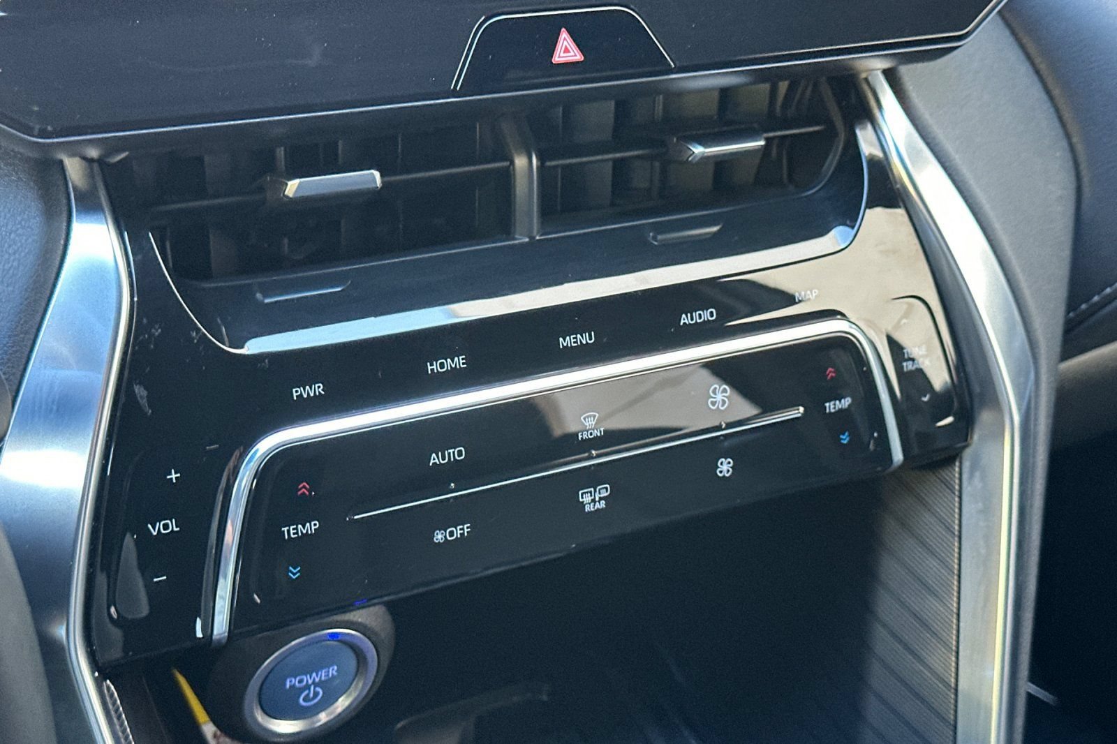 Certified 2021 Toyota Venza XLE AWD/4WD image 20