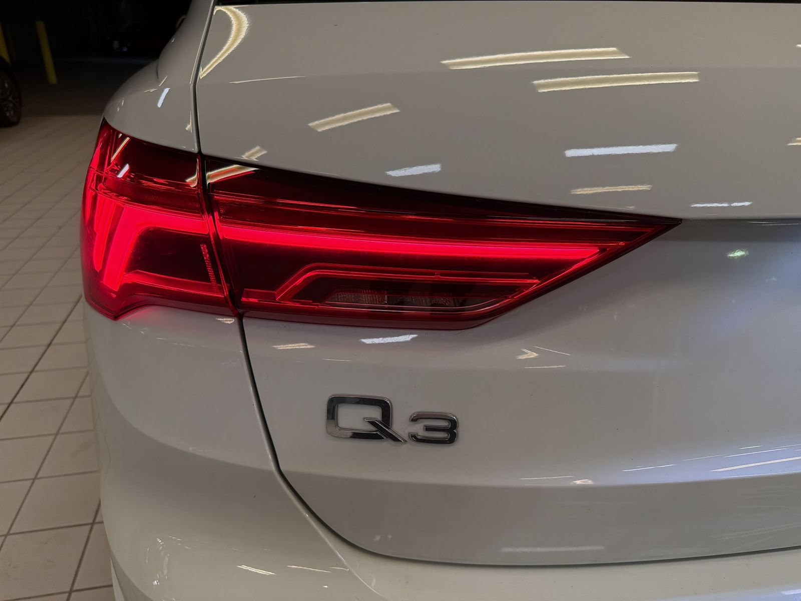 Used 2022 Audi Q3 2.0T Premium Plus AWD/4WD image 9
